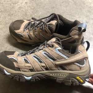 Moab 2 Hiking Shoe
